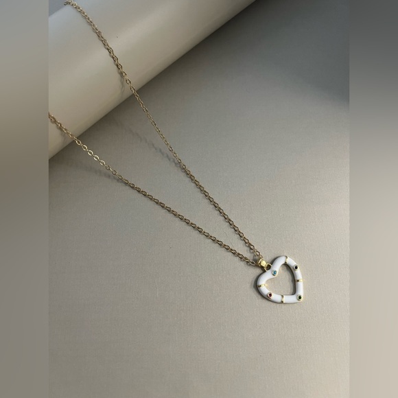 Gold & White Heart Trendy Necklace Set - Boho Layered Necklace Set - Picture 10 of 16